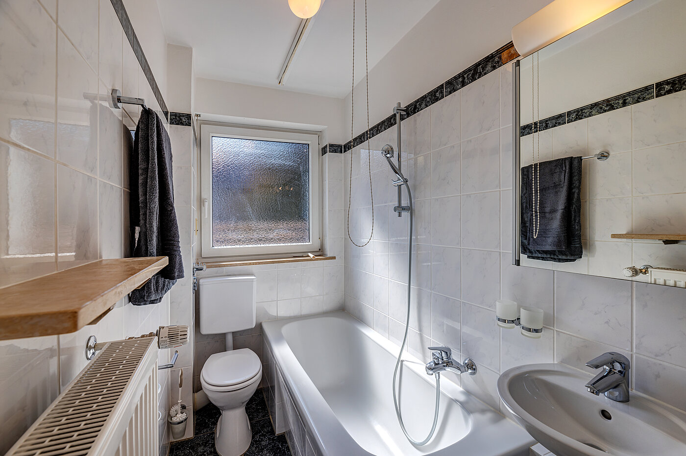 Appartement avec 1 pièce | München-Schwabing | 70449 | ...Wannenbad mit Fenster