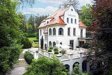 La ville de Reutlingen : Villa de l'époque des fondateurs avec deux fenêtres de construction autorisées