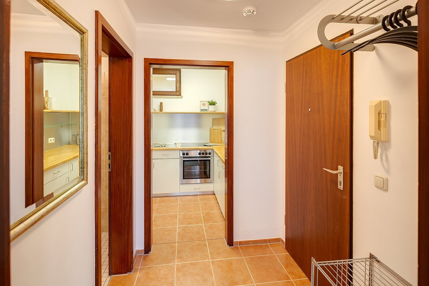 Appartement avec 2 pièces | München-Neuhausen | 2012ML5 | Platz für eine Garderobe