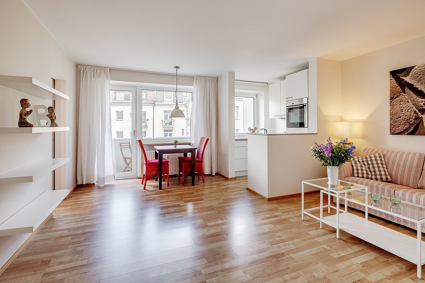 Appartement avec 1.5 pièces | München-Schwanthalerhöhe | 2211ML8 | Großzügiger Wohn-/Essbereich