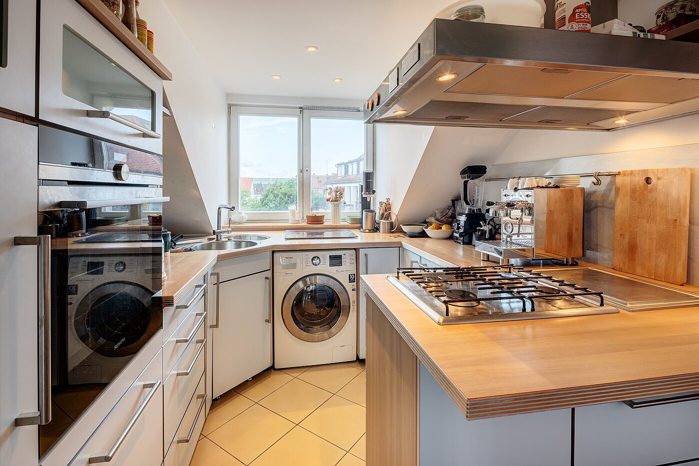 Appartement avec 5 pièces | München-Neuhausen | 70140 | Separate Küche