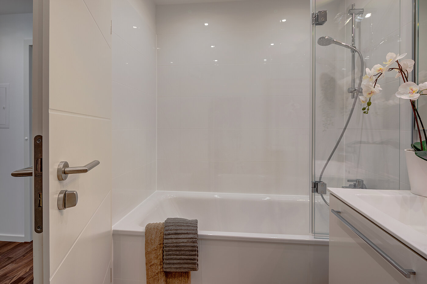 Appartement avec 2 pièces | München-Schwabing | 70434 | ...mit Badewanne