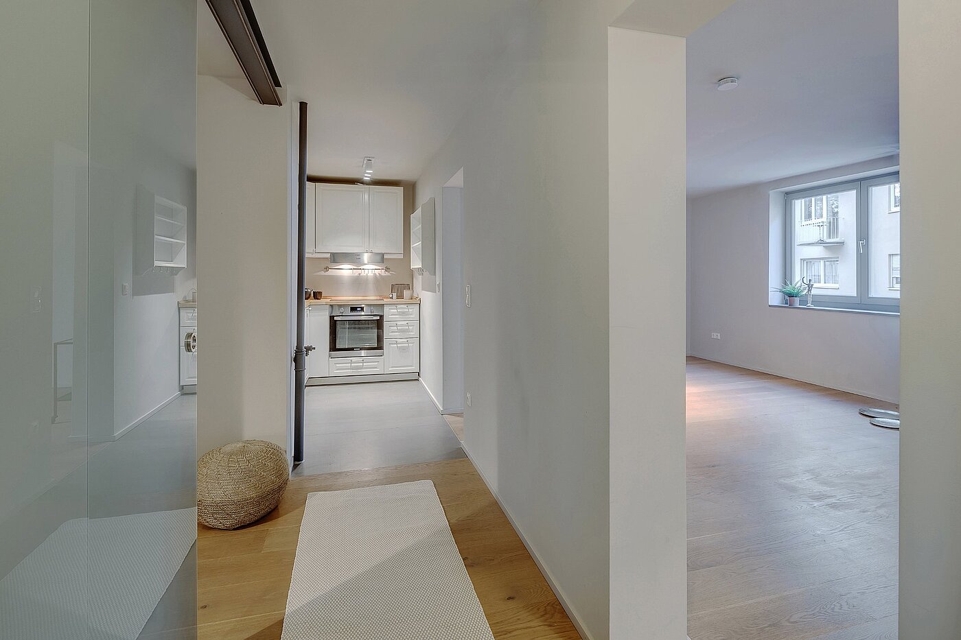 Rez-de-chaussée surélevé avec 2 pièces | München-Lehel | 2012ML1 | Zugang zu allen Räumen