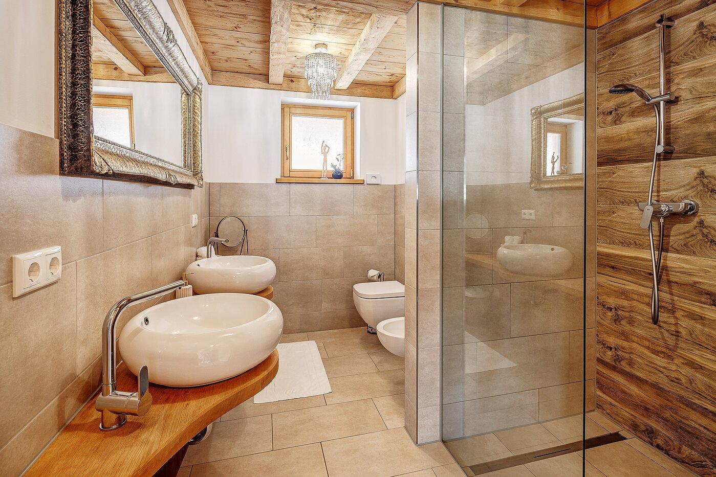 Appartement avec 6 pièces | 70095 | ...und Masterbad