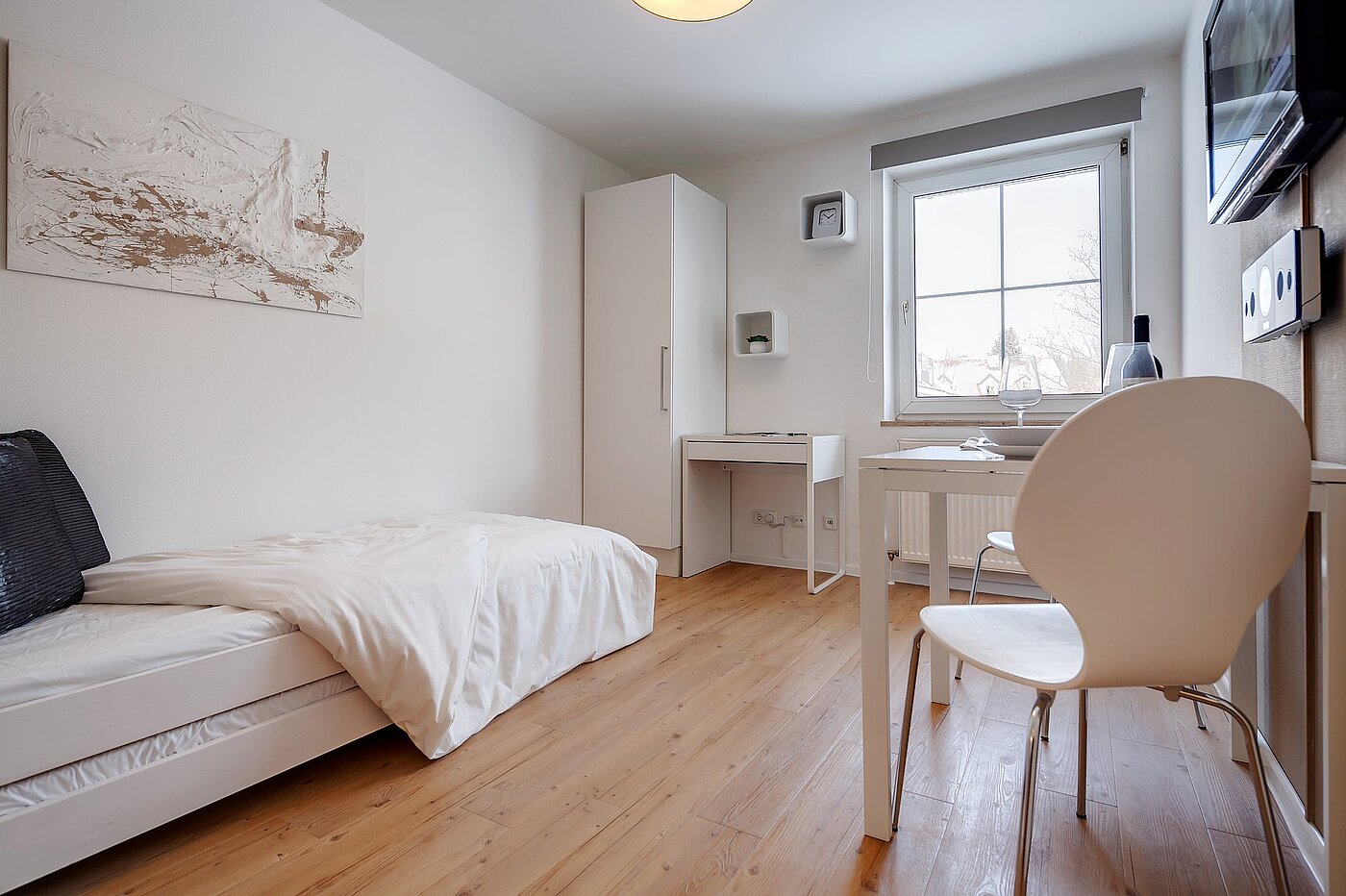 Appartement avec 1 pièce | München-Trudering | 2011ML4 | Schlafraum mit Schreibtisch...