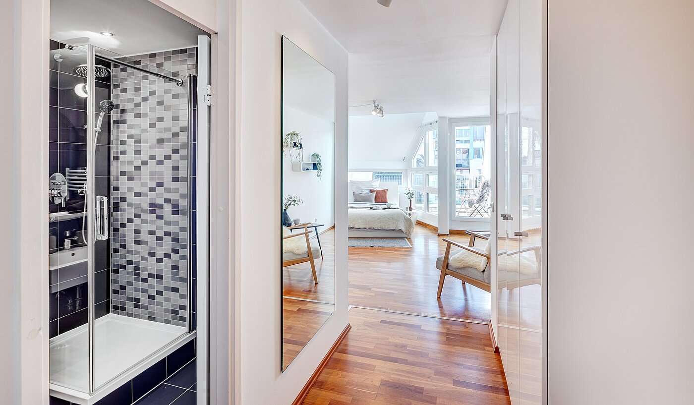 Appartement avec 1 pièce | München-Maxvorstadt | 70165 | Flur mit Einbauten