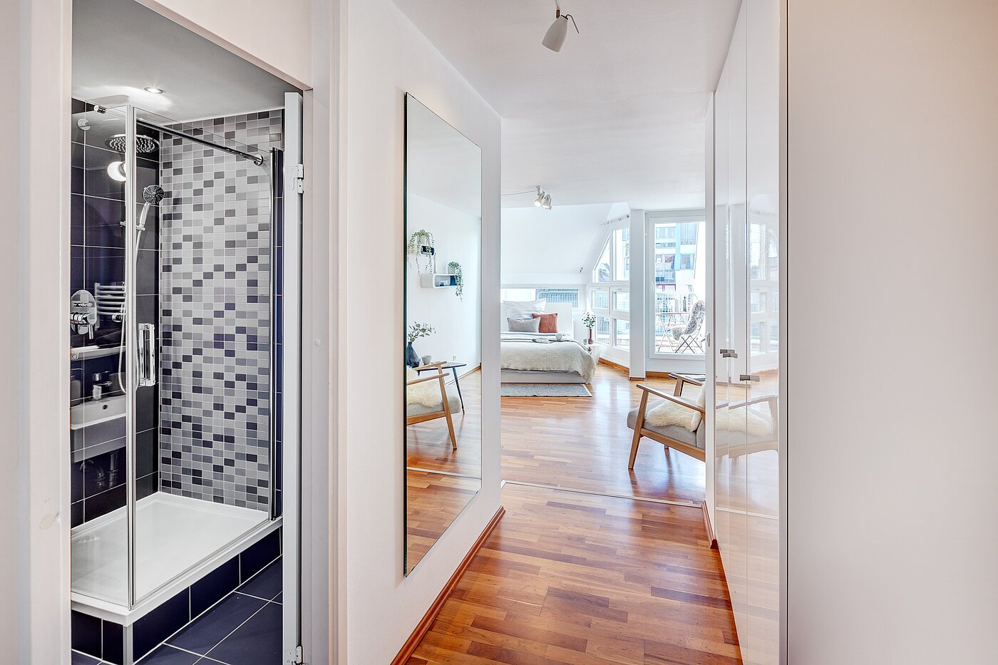 Appartement avec 1 pièce | München-Maxvorstadt | 70165 | Flur mit Einbauten