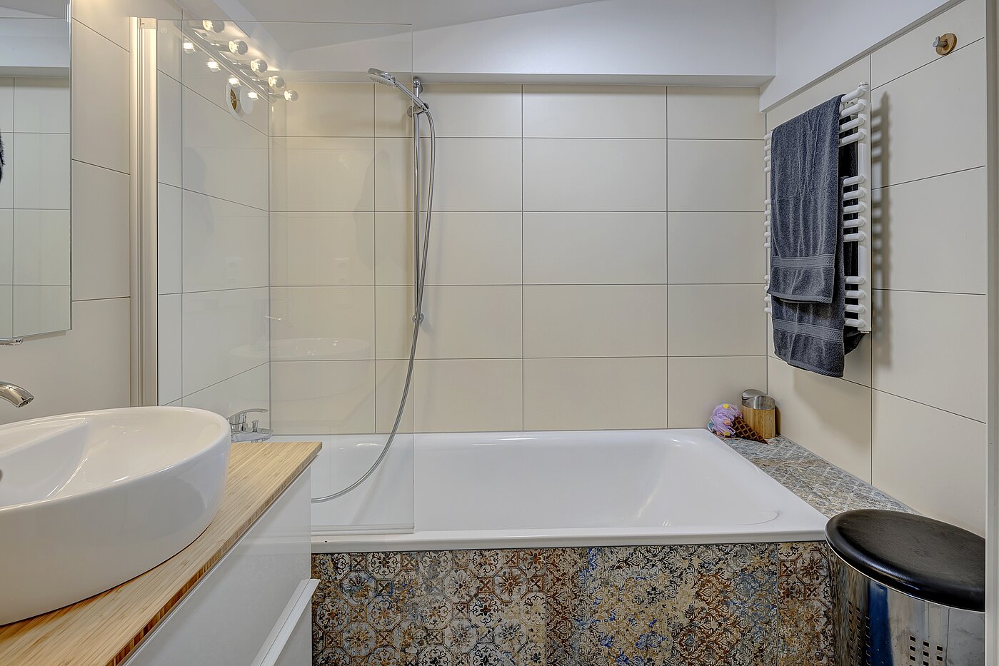 Appartement au dernier étage avec 4.5 pièces | München-Ludwigsvorstadt | 70461 | Bad