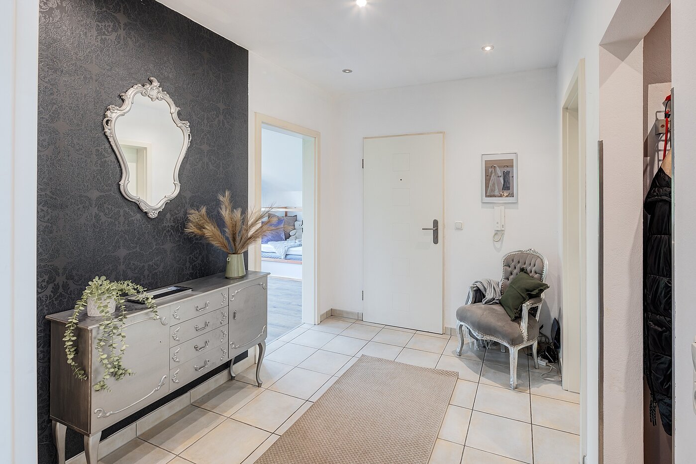 Appartement au dernier étage avec 3 pièces | Karlsfeld | 70217 | Eingangsbereich mit...