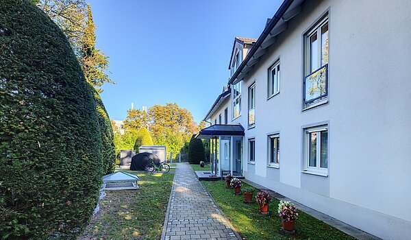 Appartement au dernier étage avec 3 pièces | 70501 | Eingangsbereich