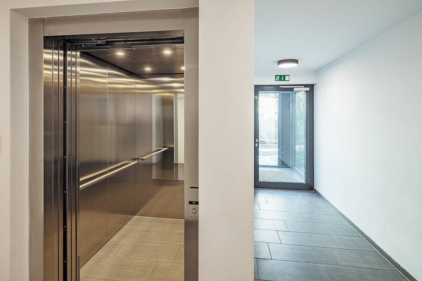 Penthouse avec 2 pièces | München-Bogenhausen | 70385 | ...Aufzug