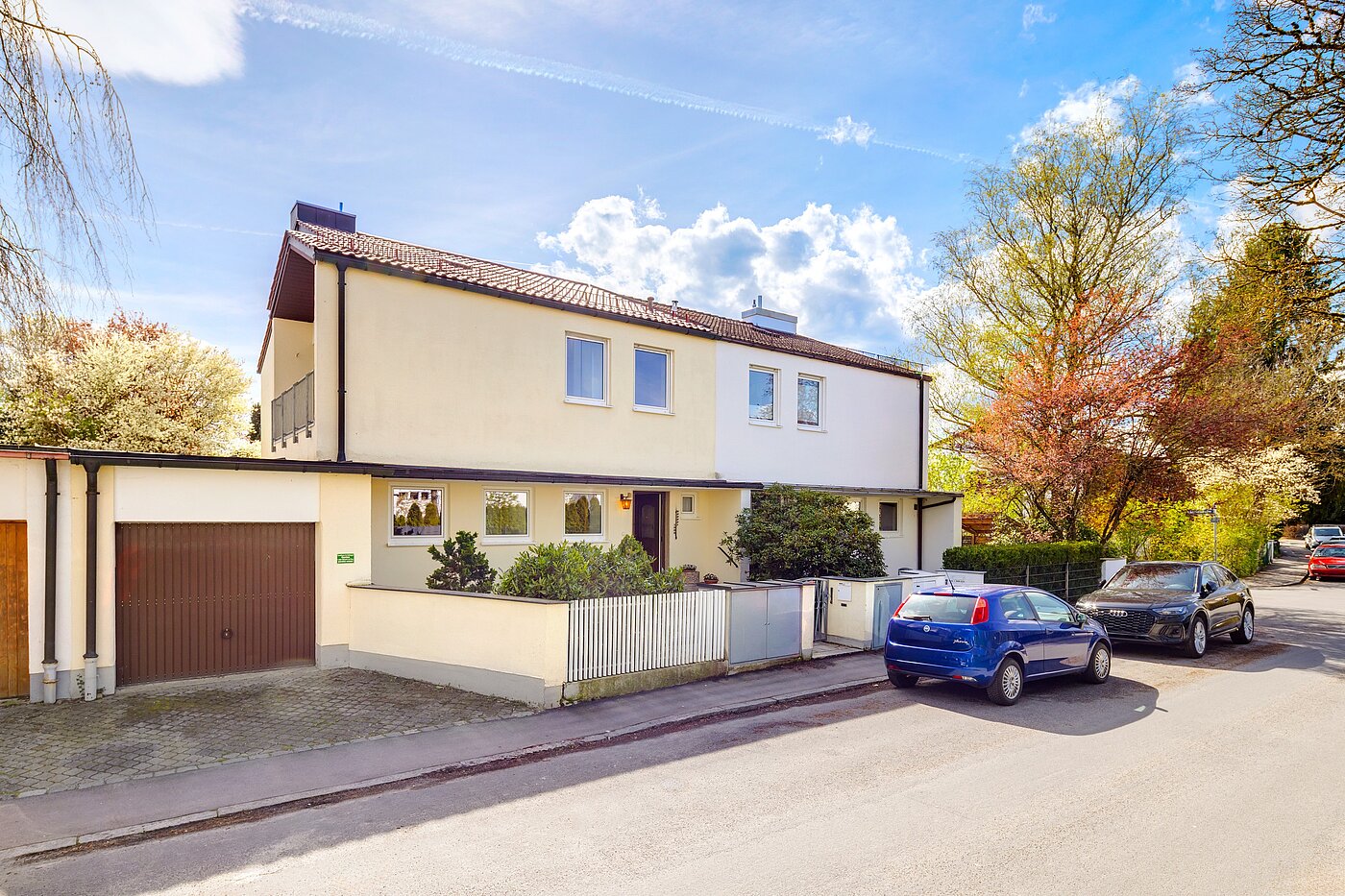 Maison jumelée avec 4 pièces | München-Solln | 70120 | Straßenansicht