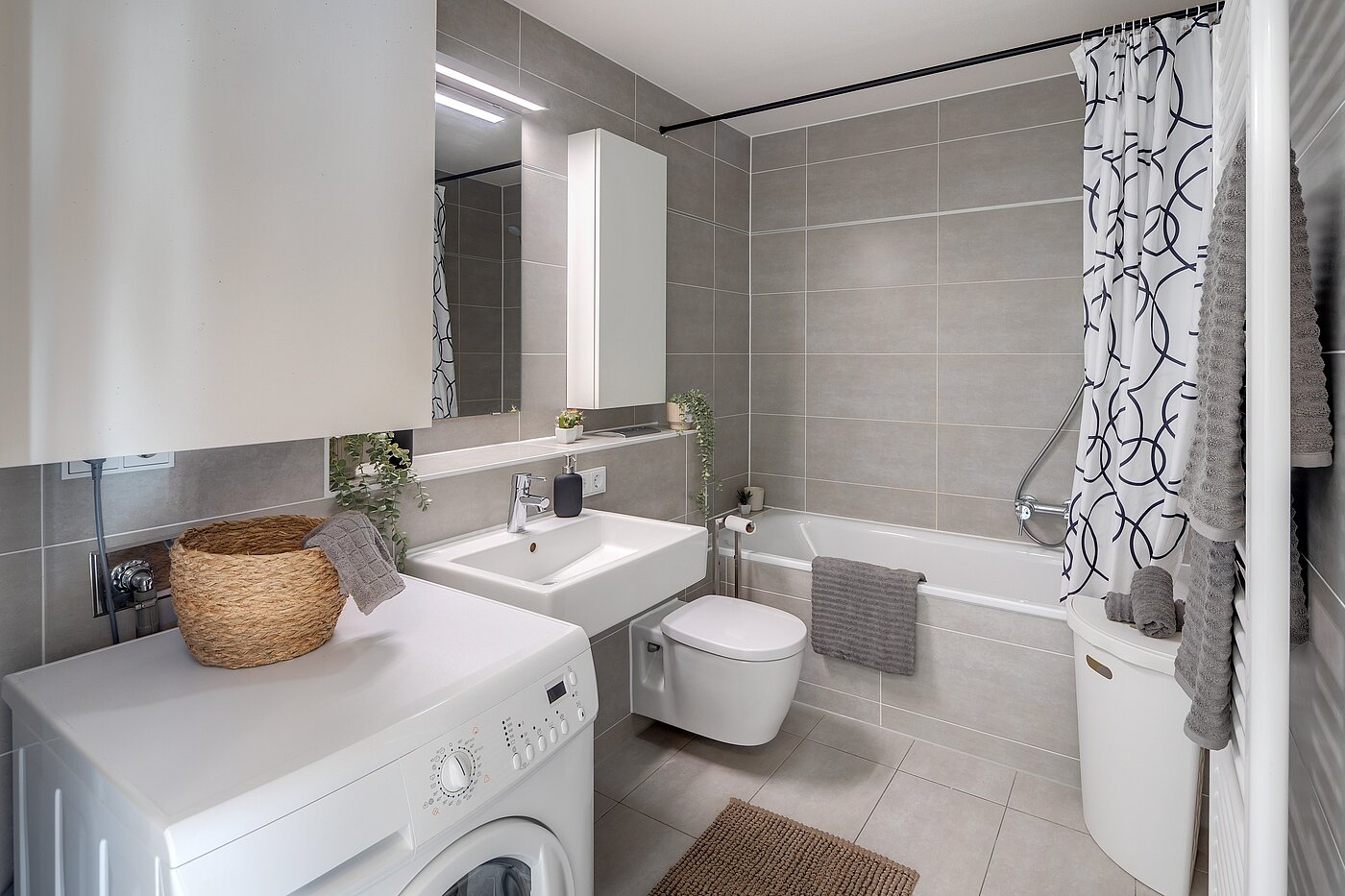 Appartement avec 2 pièces | München-Schwabing | 70278 | Geräumiges Badezimmer