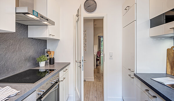 Appartement au rez-de-chaussée avec 2 pièces | München-Schwabing | 70394 | ...separate Küche