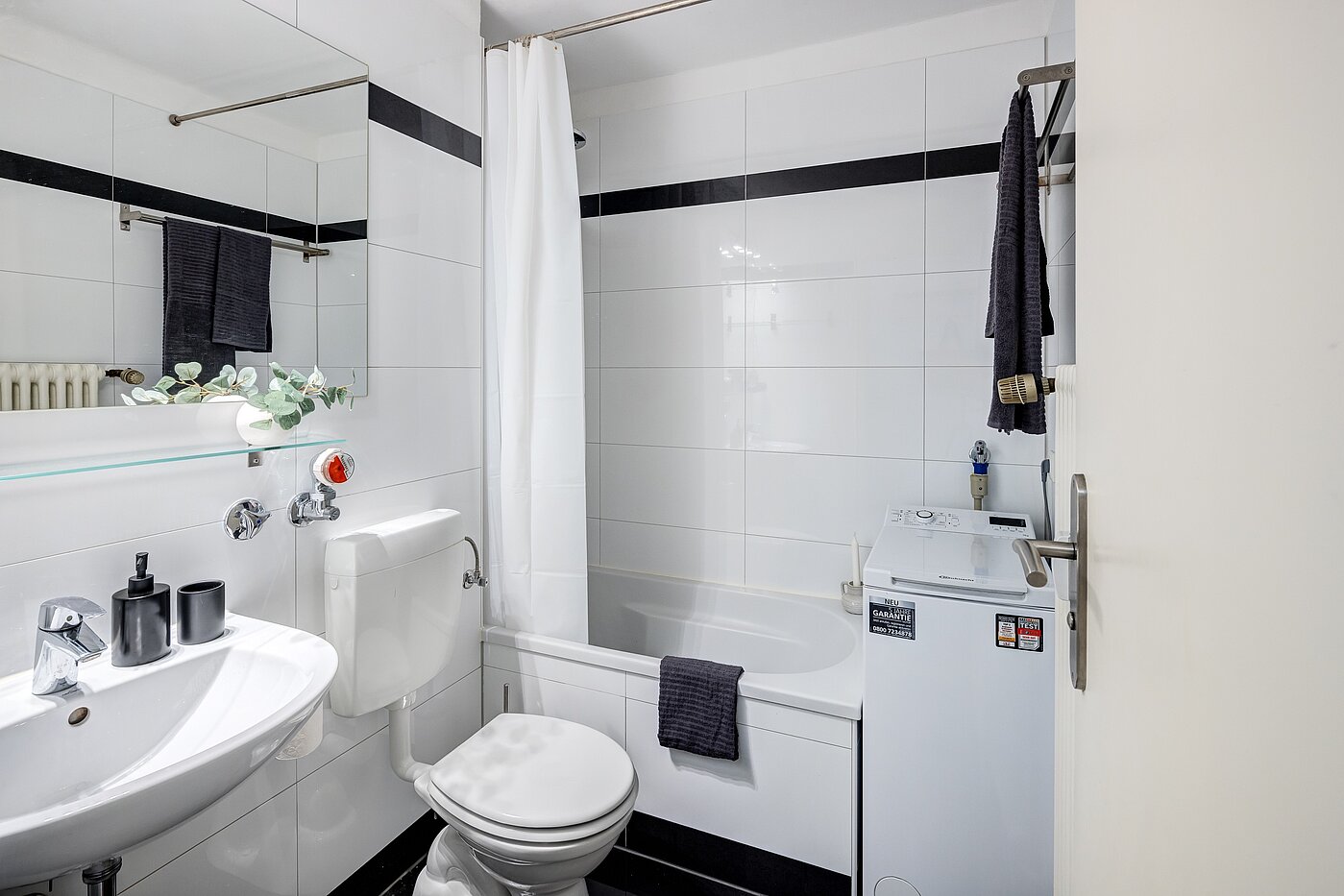 Appartement avec 2 pièces | München-Bogenhausen | 70142 | Bad mit Waschmaschine