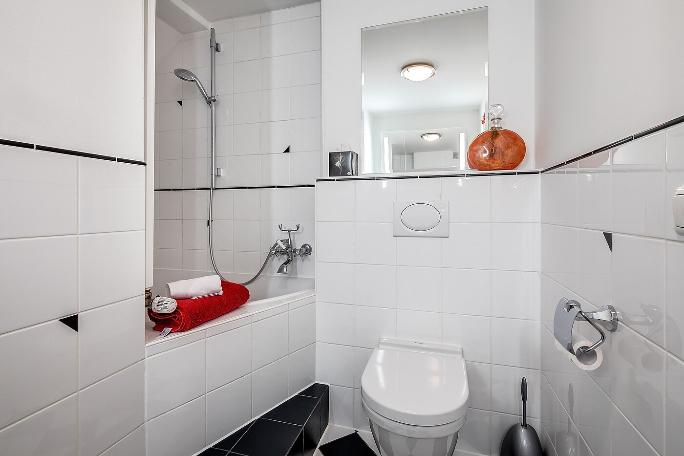 Appartement avec 2 pièces | München-Isarvorstadt | 70089 | Badezimmer mit Wanne