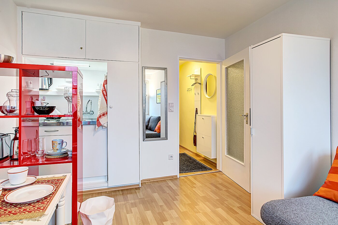 Apartment avec 1 pièce | München-Ludwigsvorstadt | 70469 | Blick zur Diele...