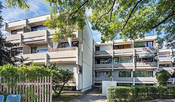 Apartment avec 2 pièces | München-Feldmoching | 70466 | Ansicht von der Straße aus