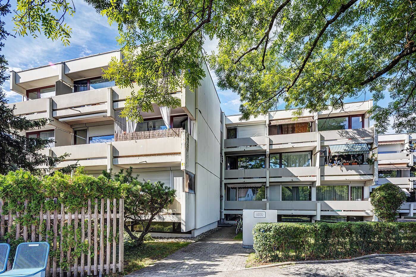 Apartment avec 2 pièces | München-Feldmoching | 70466 | Ansicht von der Straße aus