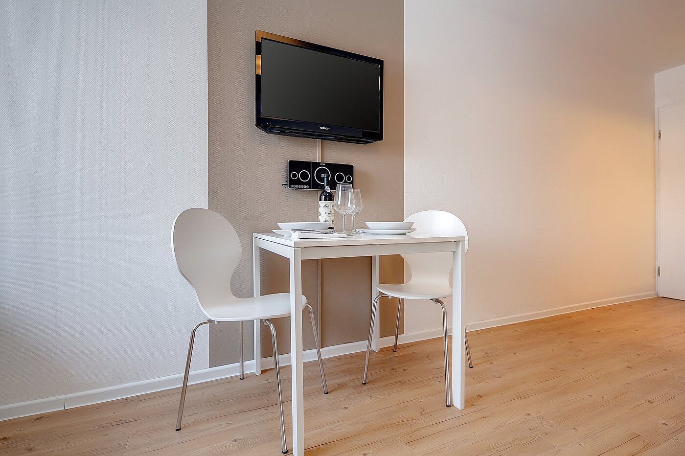 Appartement avec 1 pièce | München-Trudering | 2011ML4 | ...und Sitzgelegenheit