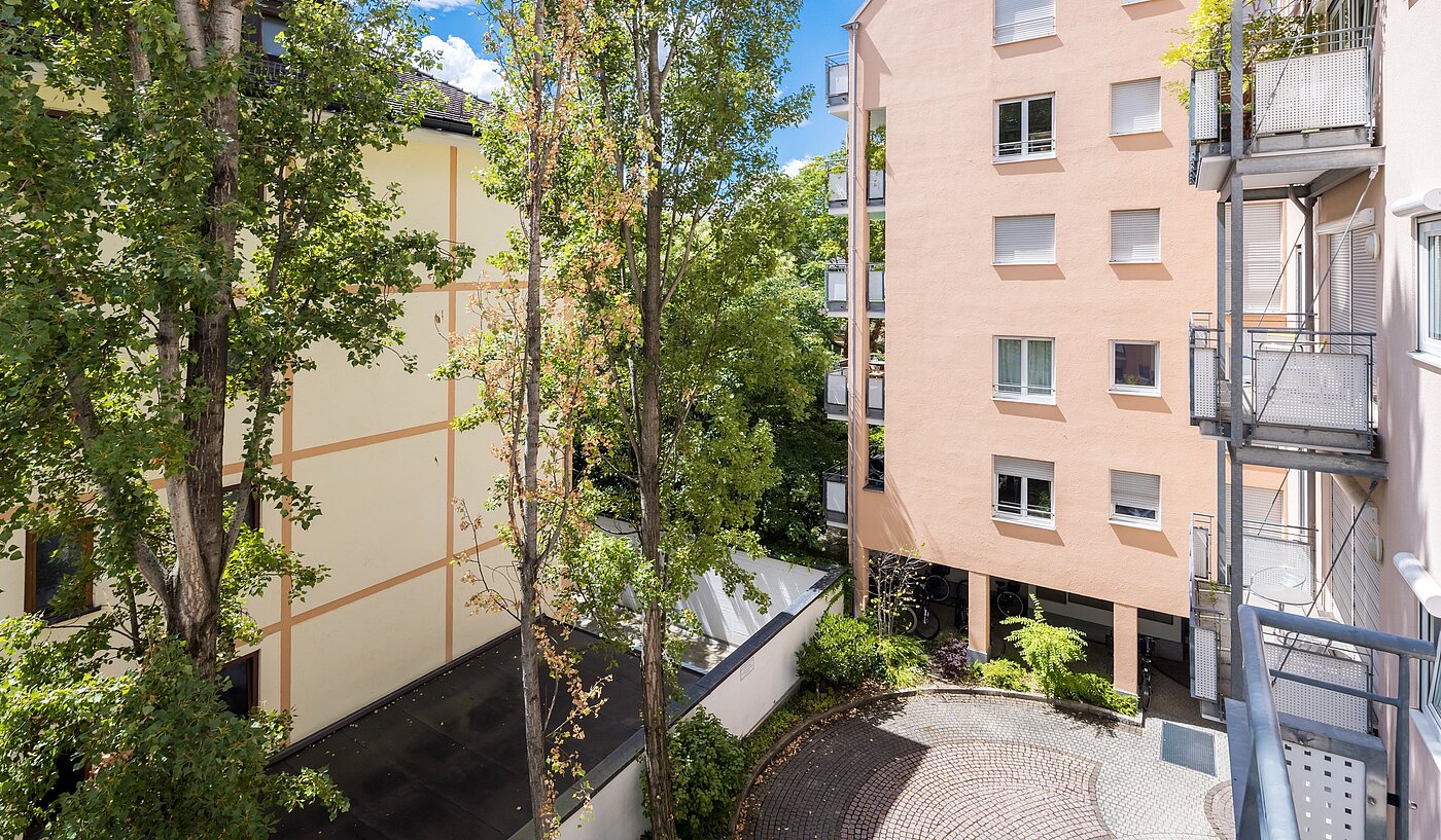 Appartement avec 1 pièce | München-Maxvorstadt | 2206ML5 | ...begrünten Innenhof
