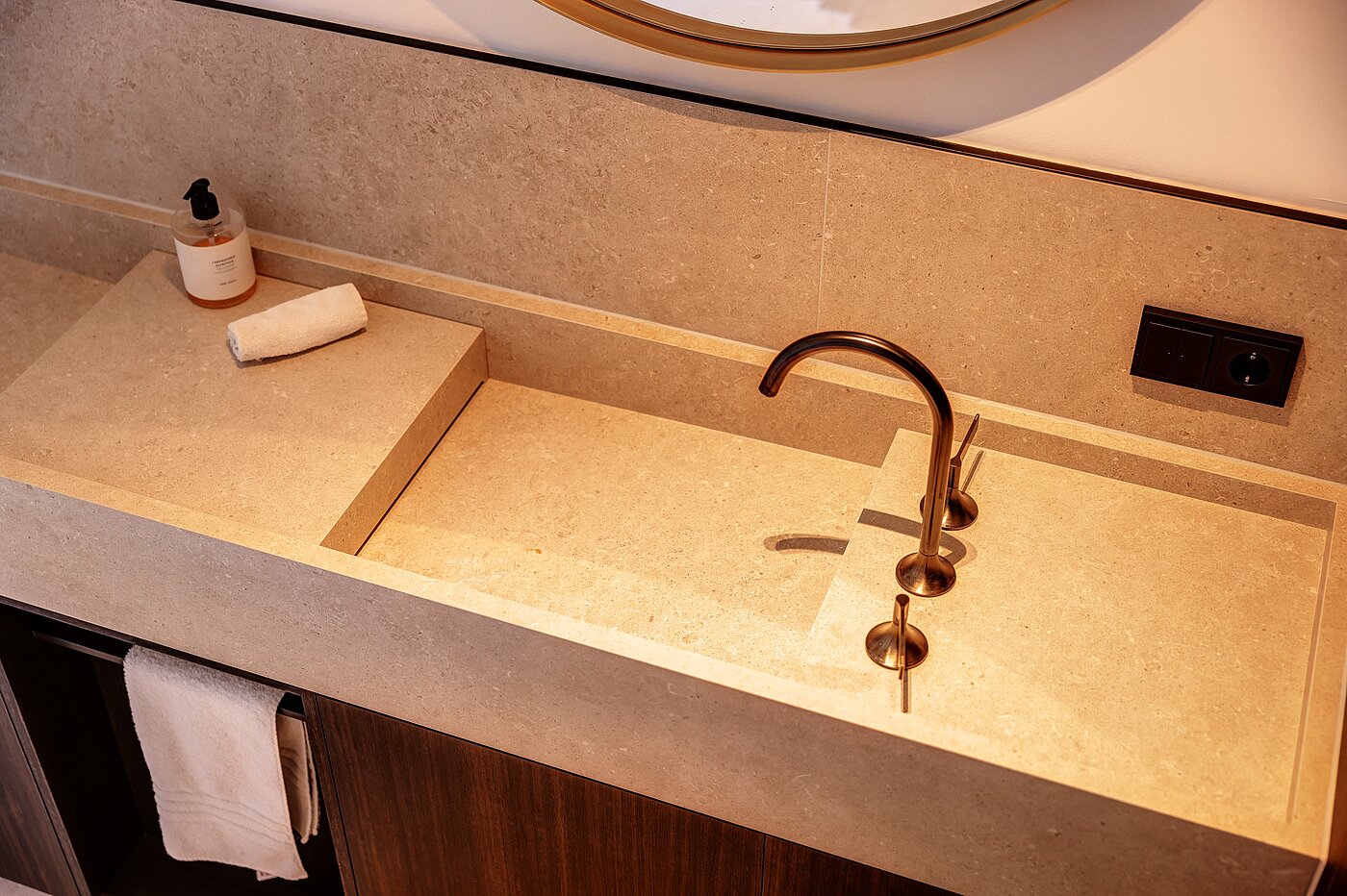 Maison d'angle mitoyenne avec 6 pièces | München-Trudering | 70191 | ...hochwertigen Amaturen,...