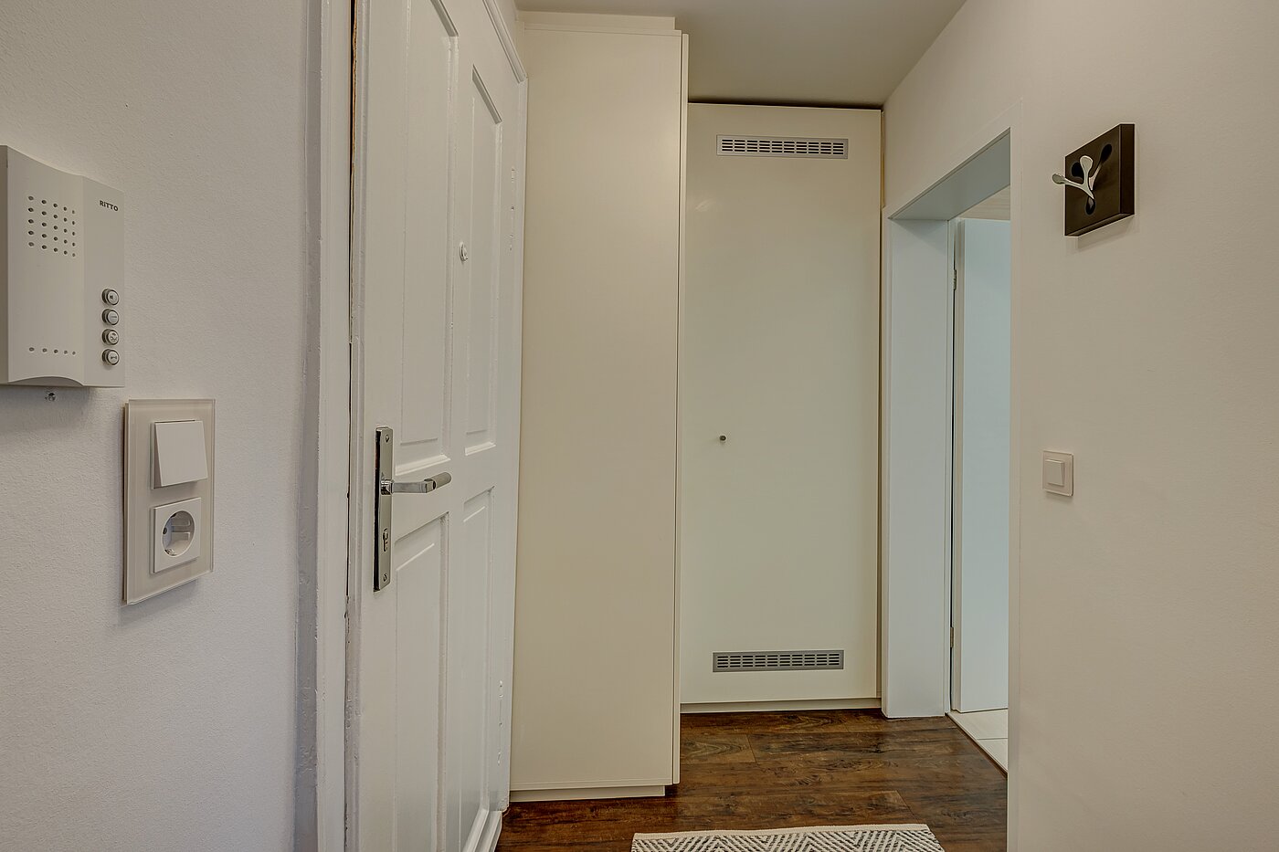 Appartement avec 1 pièce | München-Neuhausen | 70235 | ... mit Garderobenschrank