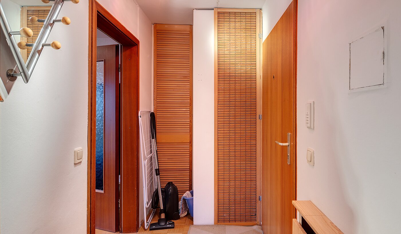 Appartement avec 1 pièce | Ottobrunn | 2301ML1 | Flur mit Abstellraum