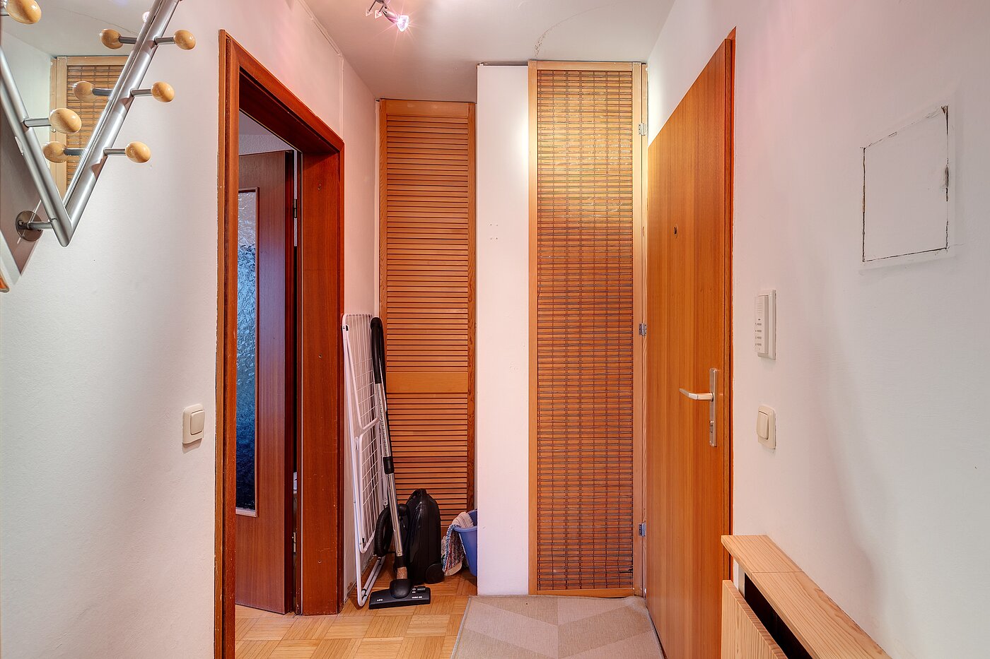 Appartement avec 1 pièce | Ottobrunn | 2301ML1 | Flur mit Abstellraum