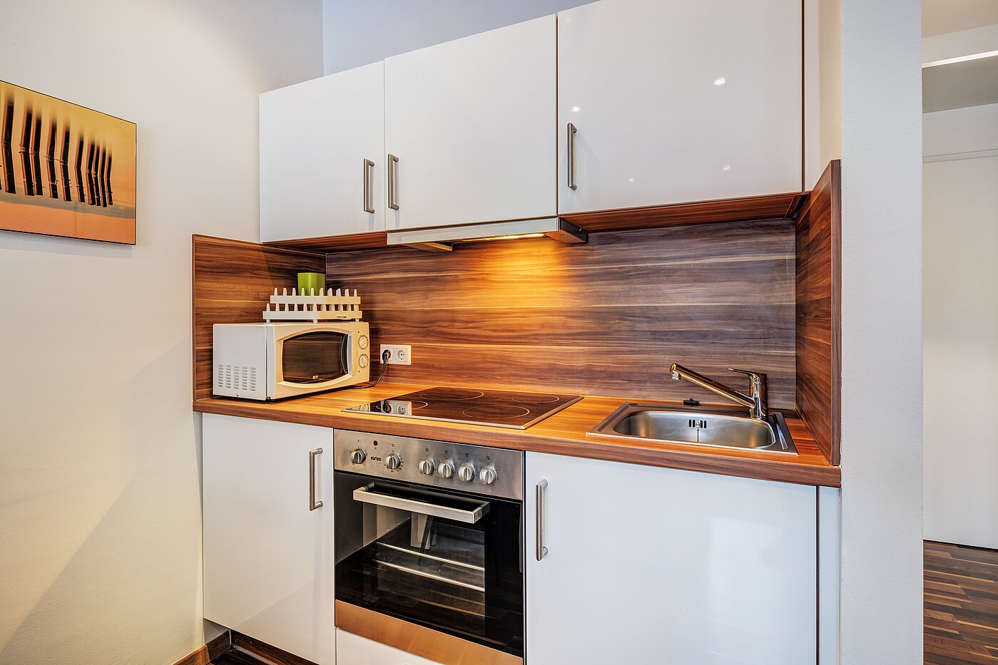 Appartement au rez-de-chaussée avec 4 pièces | München-Neuhausen | 70471 | ...Küche...