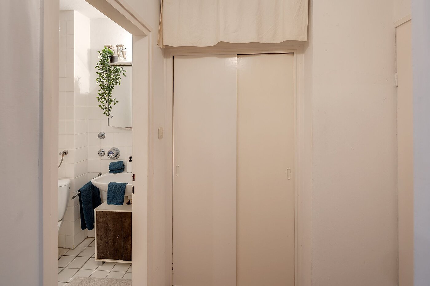 Appartement avec 1 pièce | München-Bogenhausen | 2012ML2 | Wandschrank im Flur