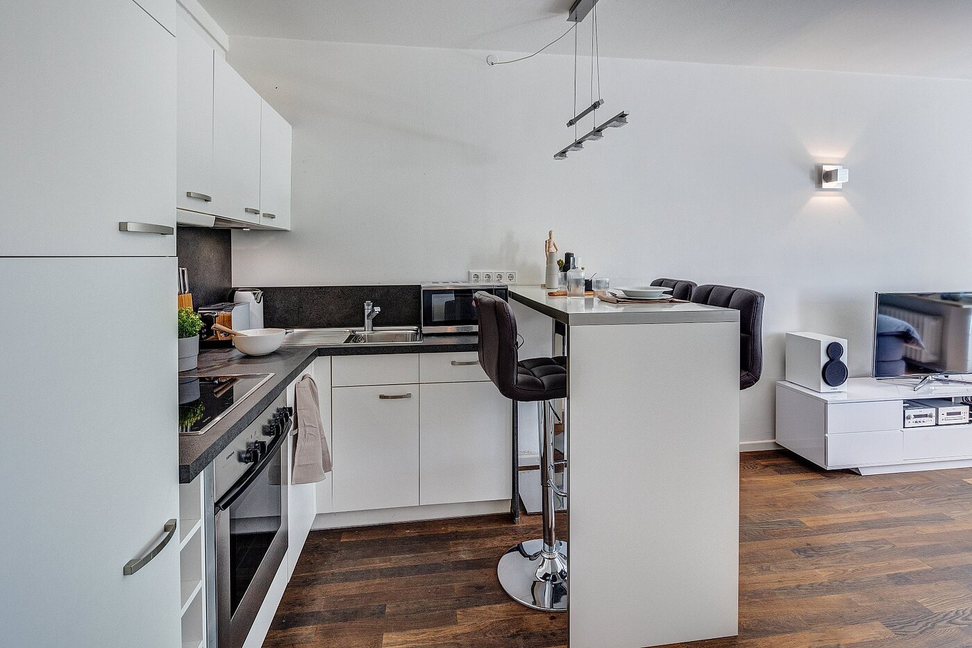 Appartement avec 1 pièce | München-Freimann | 2105ML4 | Offene Küche mit Theke