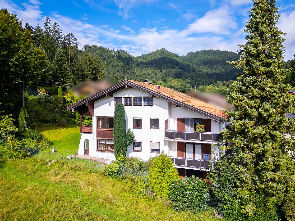 Mehrfamilienhaus avec 10 pièces | Bad Wiessee | 70212 | von Osten