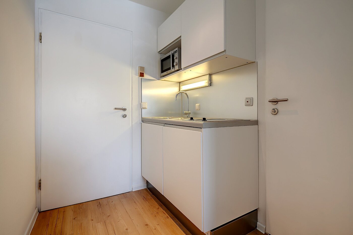 Appartement avec 1 pièce | München-Trudering | 2011ML4 | Entreé mit schicker Küche