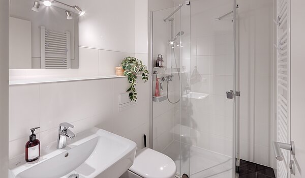 Appartement avec 3 pièces | München-Ludwigsvorstadt | 70488 | Duschbad