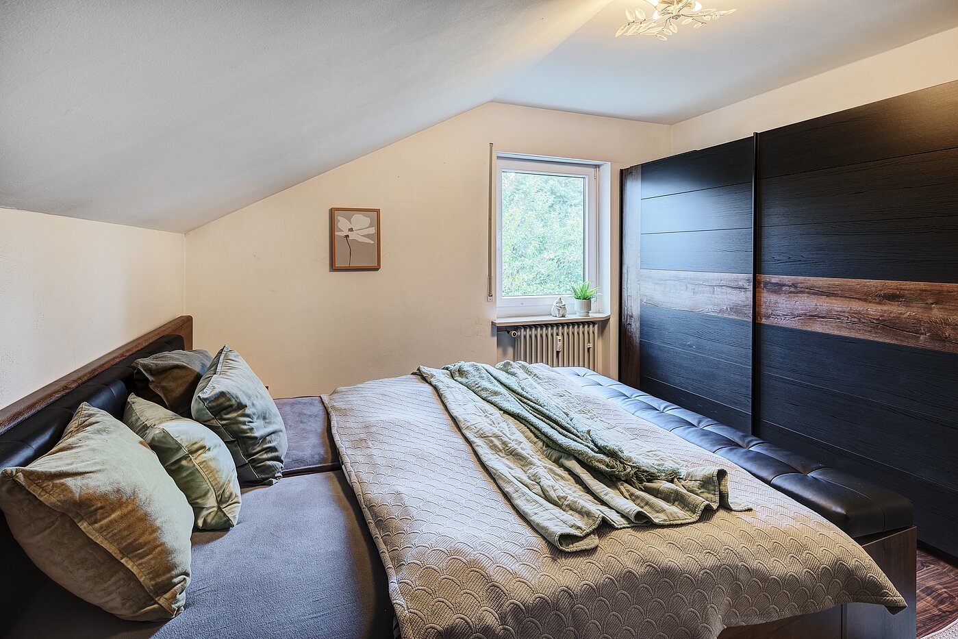 Appartement au dernier étage avec 3 pièces | Karlsfeld | 70217 | ...Stellmöglichkeiten