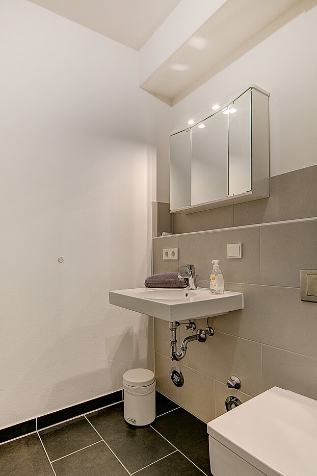 Apartment avec 1 pièce | München-Ramersdorf | 70251 | Bad mit...