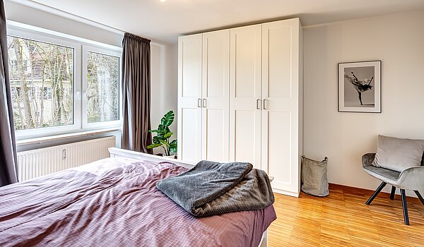 Appartement avec 3.5 pièces | 70284 | Schlafzimmer