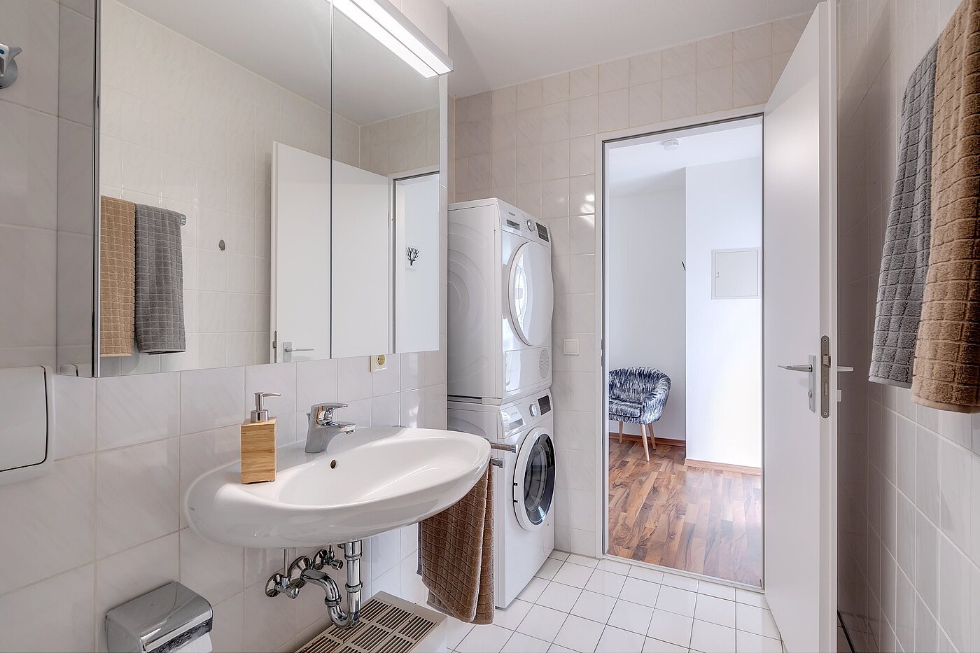 Appartement avec 2 pièces | München-Oberföhring | 2007ML8 | Waschmaschinenstellplatz