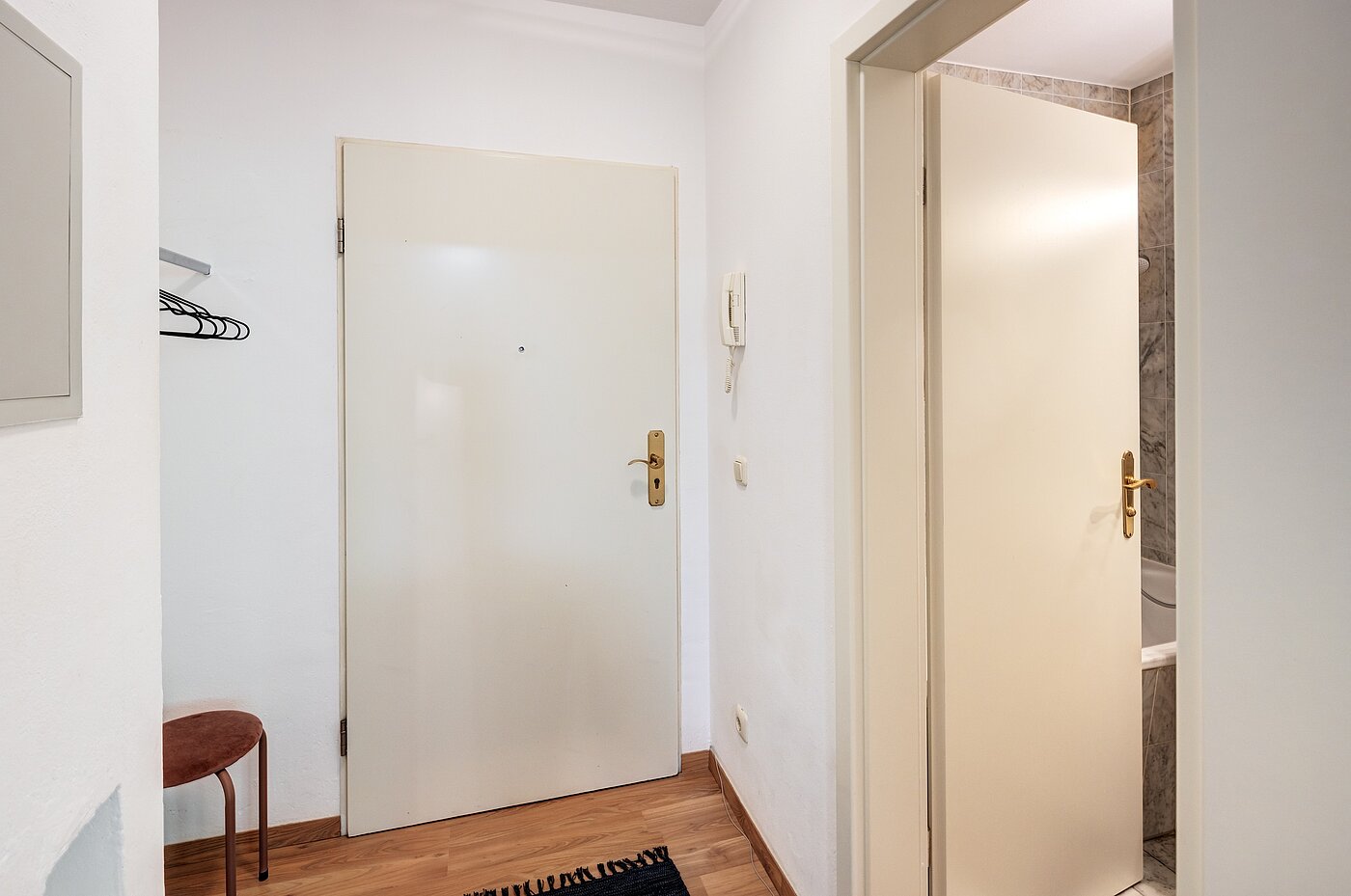 Appartement avec 1 pièce | München-Schwabing | 70249 | Eingangsbereich mit...