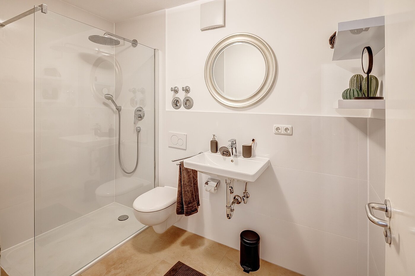 Appartement avec 2 pièces | München-Schwabing | 2109ML3 | Modernes Bad mit...