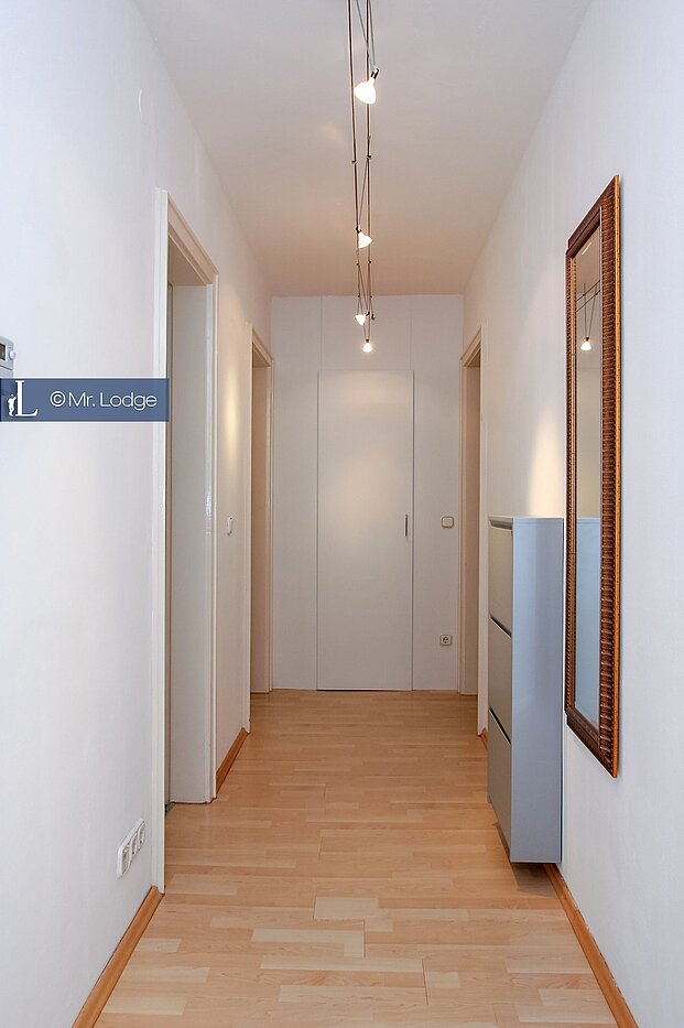 Appartement avec 2 pièces | München-Isarvorstadt | 1709ML2 | Flur mit Einbauschrank
