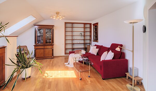 Appartement au dernier étage avec 3 pièces | 70501 | ...Wohnen