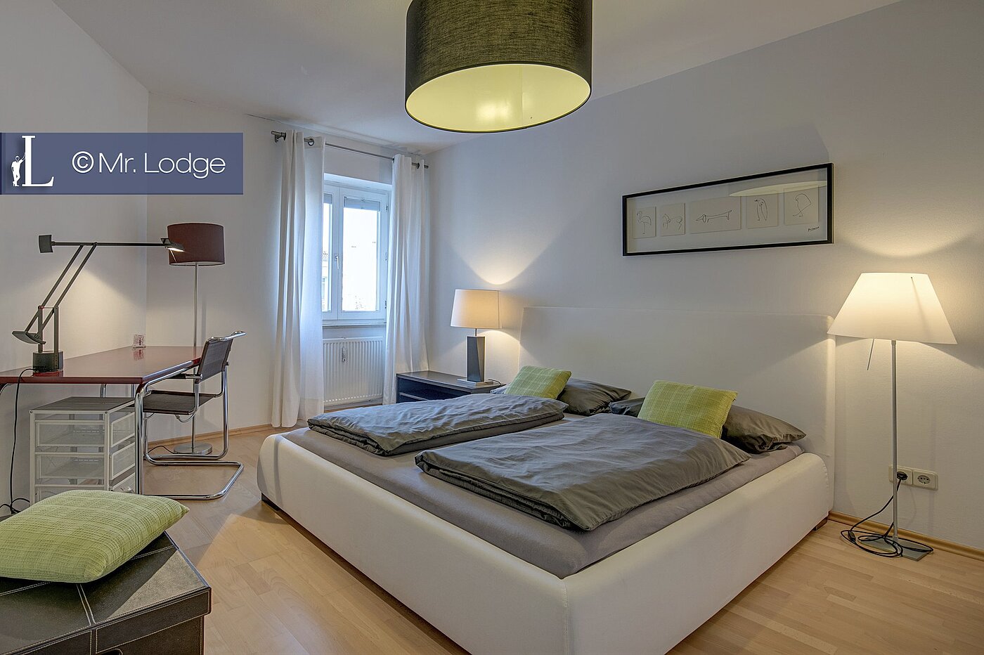 Appartement avec 2 pièces | München-Lehel | 1605ML6 | Schlafzimmer mit Arbeitsplatz