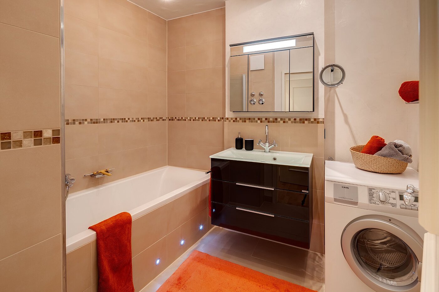 Appartement avec 2 pièces | München-Altstadt | 2106ML7 | Bad mit Badewanne und...