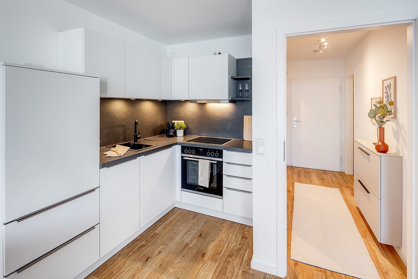 Appartement avec 1 pièce | München-Neuhausen | 70197 | Einbauküche mit allen...