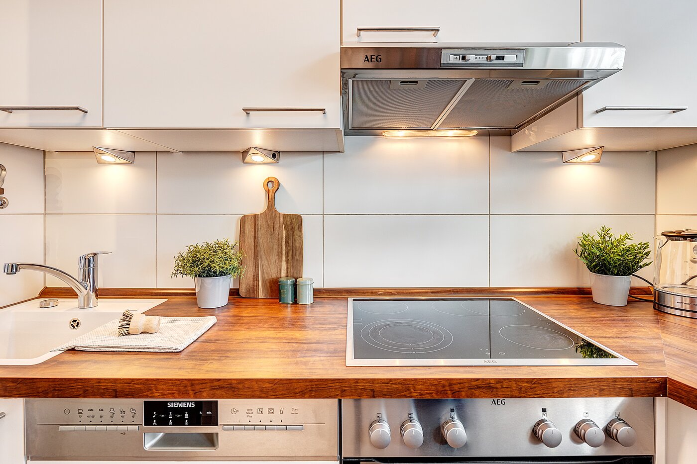 Appartement avec 2 pièces | München-Schwabing | 2205ML71 | ...mit elektrischen Geräten