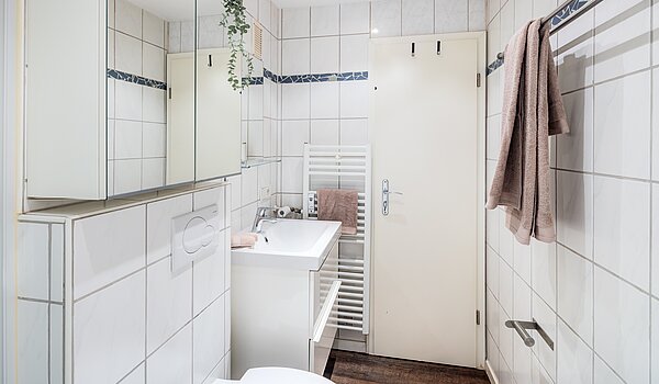 Appartement avec 1 pièce | München-Neuhausen | 702271 | ...Waschtisch