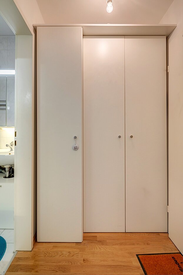 Appartement au rez-de-chaussée avec 1 pièce | München-Nymphenburg | 2203ML1 | Diele mit Stauraum