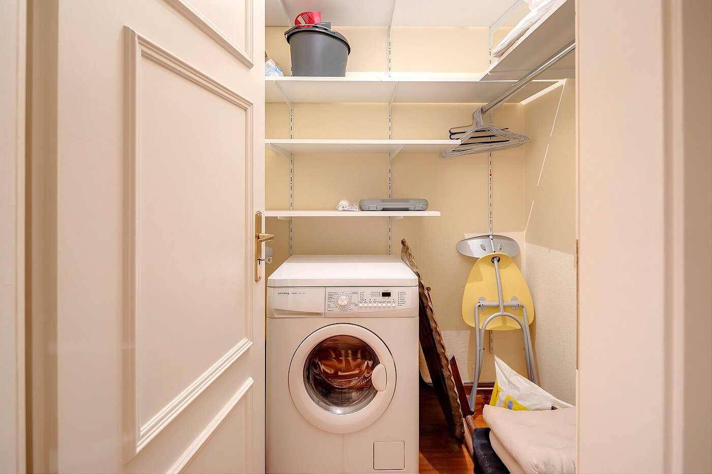 Appartement avec 1 pièce | München-Ludwigsvorstadt | 2108ML5 | Kleiner Hauswirtschaftsraum